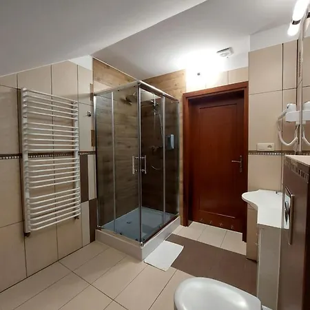 Bed & Breakfast Perla Dunajca 3*